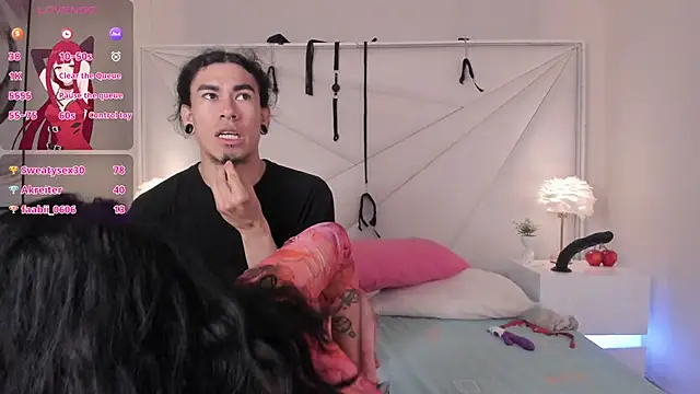 conjuring_'s cam snapshot