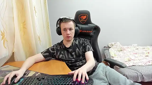 iliaskrislove's cam snapshot