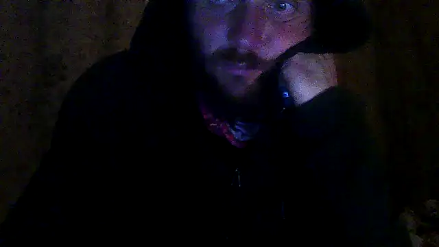 luke_thighwalker2469's cam snapshot