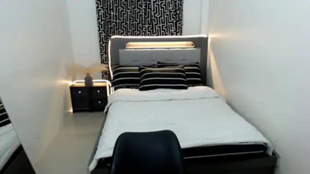 AmazingLuchie live sex cam