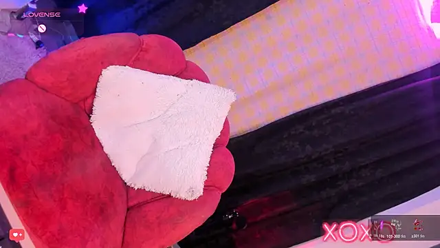 cassie_dilaurentis live sex cam