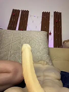 Mya_lorenz's cam snapshot