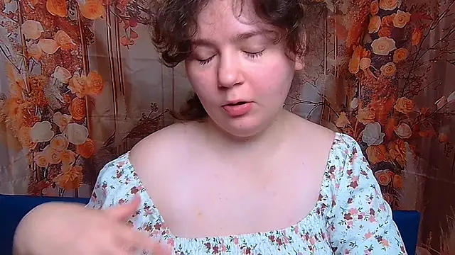 NeonilaLisova live sex cam