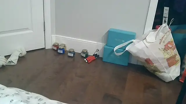 forbiddenbabygirl live sex cam