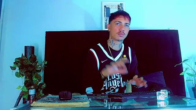 HannibalLester live sex cam