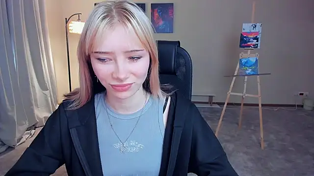 AuraMcvea live sex cam