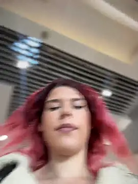 RiriRoseey live sex cam