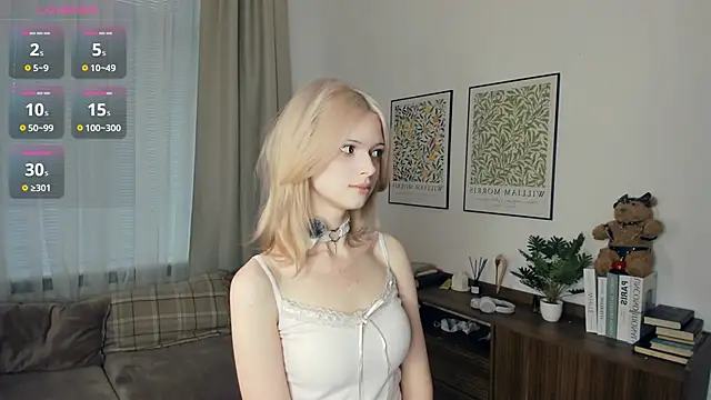 LaureMestler live sex cam