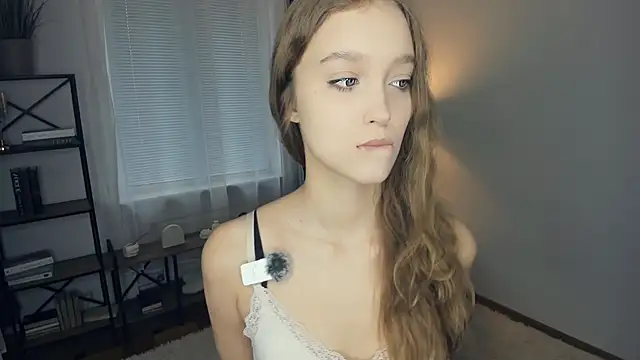 SerrenaAa live sex cam