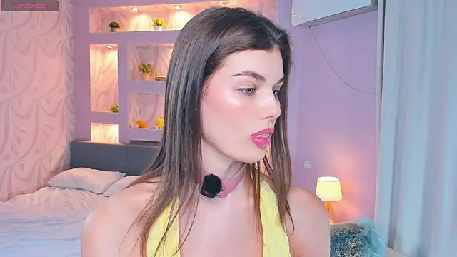 FloraDobb's cam snapshot