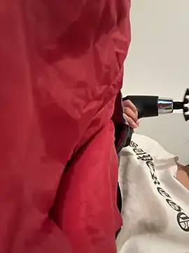 tinydaisy21's cam snapshot