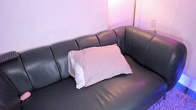 Peter_chase live sex cam