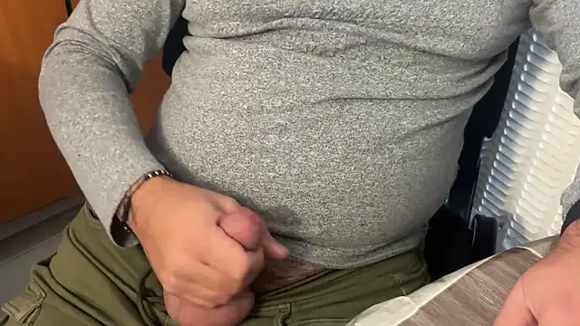 TigerOne19 live sex cam