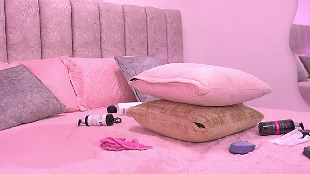 violeta_aroca live sex cam