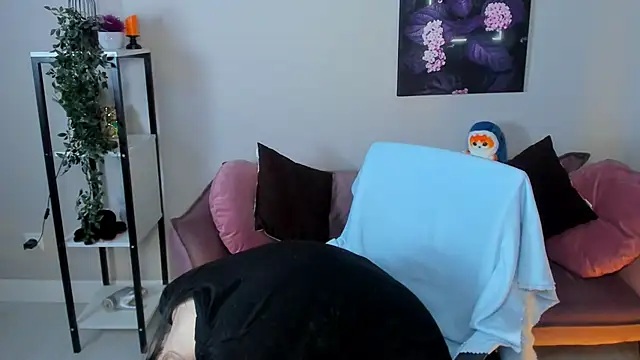 Leila_xxBaby's cam snapshot