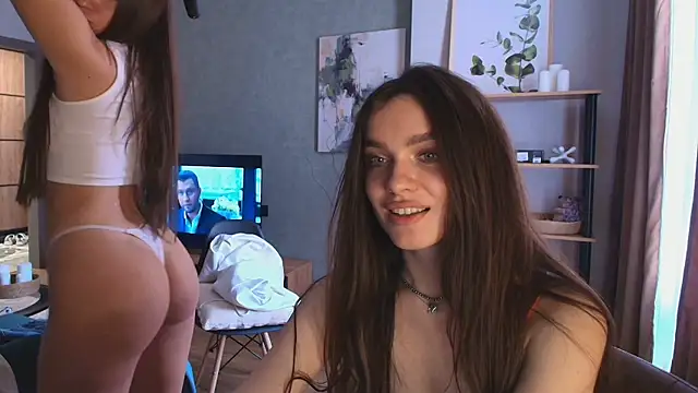 MayaGlow live sex cam