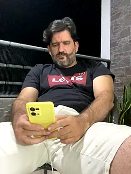 Maxi_thebig_daddy live sex cam