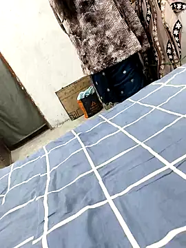 Village_aunty12's cam snapshot