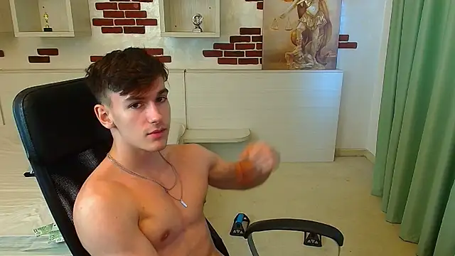 BradyFlint live sex cam