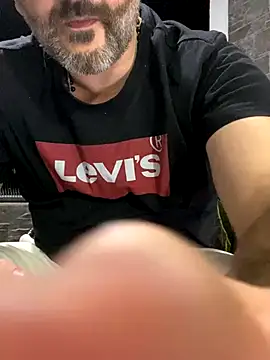 Maxi_thebig_daddy live sex cam