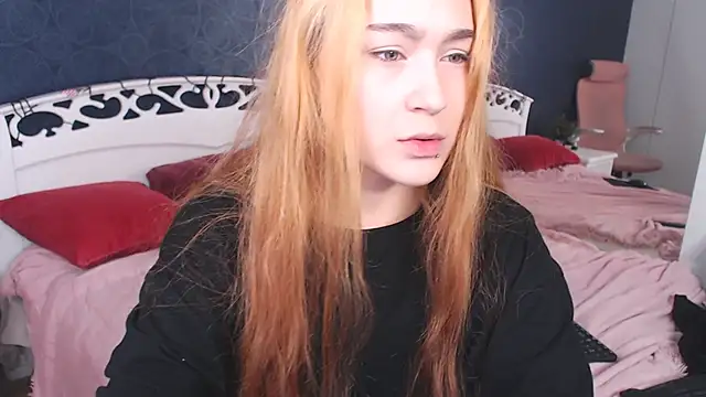 LilytLuu live sex cam