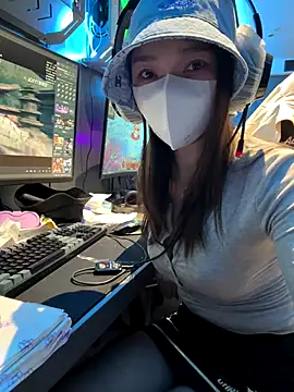 nideanbaby live sex cam