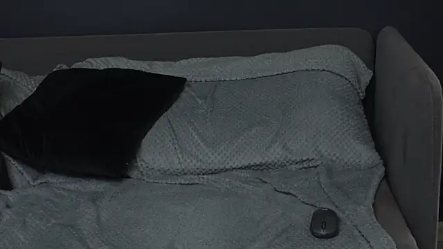 PeachyPixiee live sex cam