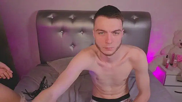 Oscar_Beatrice live sex cam