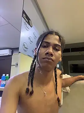 Maxim-Walker live sex cam