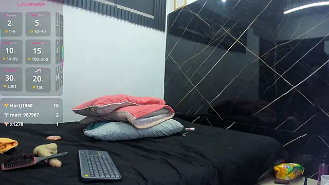 Analiasmith89 live sex cam