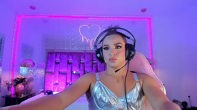 KylieVictoria live sex cam