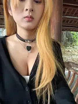 yuki_june live sex cam