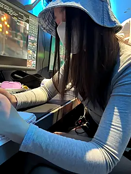 nideanbaby's cam snapshot