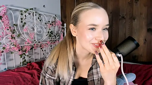 KristleKirst's cam snapshot