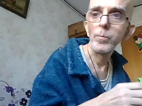 mariusica1@xh's cam snapshot