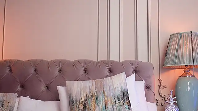 MayaVixxen live sex cam