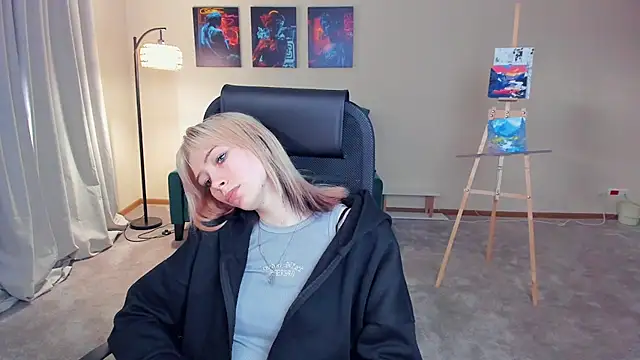 AuraMcvea's cam snapshot