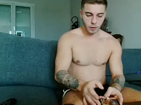 Elkafit28's cam snapshot