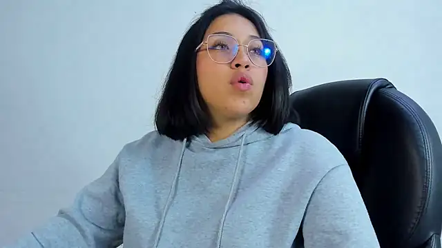 IsabellRodriguez18's cam snapshot