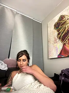 Hilary_pinkk live sex cam