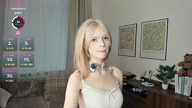 LaureMestler live sex cam