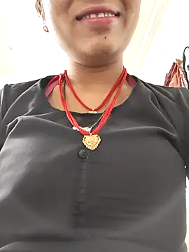 Cute_Arushi's cam snapshot