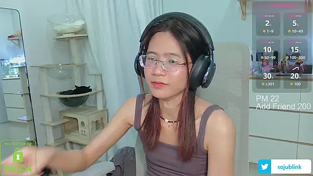 littlemiilk live sex cam