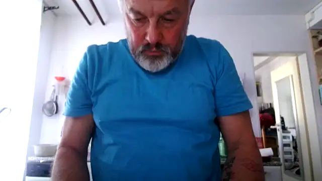 Berg_Boy live sex cam