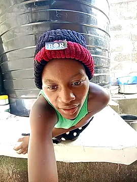 Petite_li live sex cam