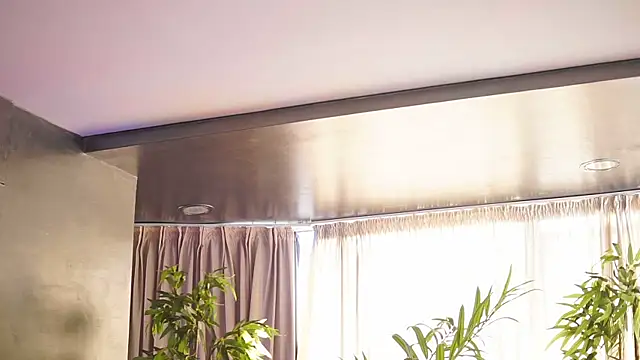 HotBustyBabeX live sex cam