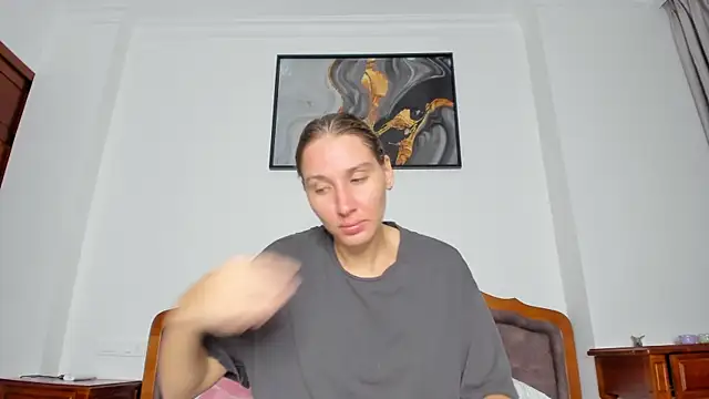 SofiClimbing live sex cam