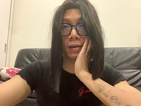 CrossdresserAnna's cam snapshot