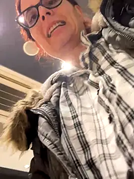 NataKitten live sex cam