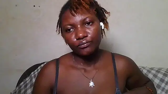 Ebony_dolcy's cam snapshot